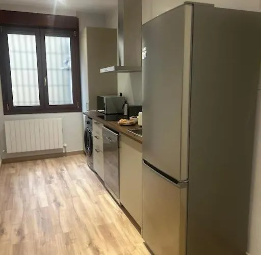 Διαμέρισμα Coqueto Cerca Del Casco Viejo Con Garaje Gratis Μπιλμπάο