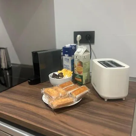 Coqueto Cerca Del Casco Viejo Con Garaje Gratis Апартаменти *